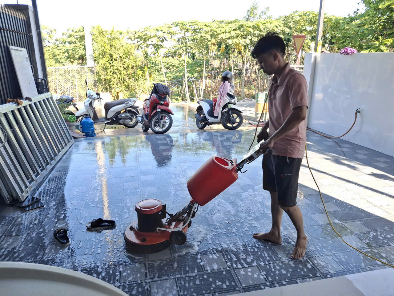 Dịch vụ vệ sinh Bariaone 4